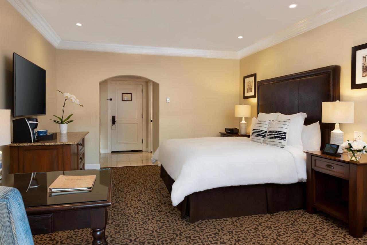 Westlake Village Inn מראה חיצוני תמונה