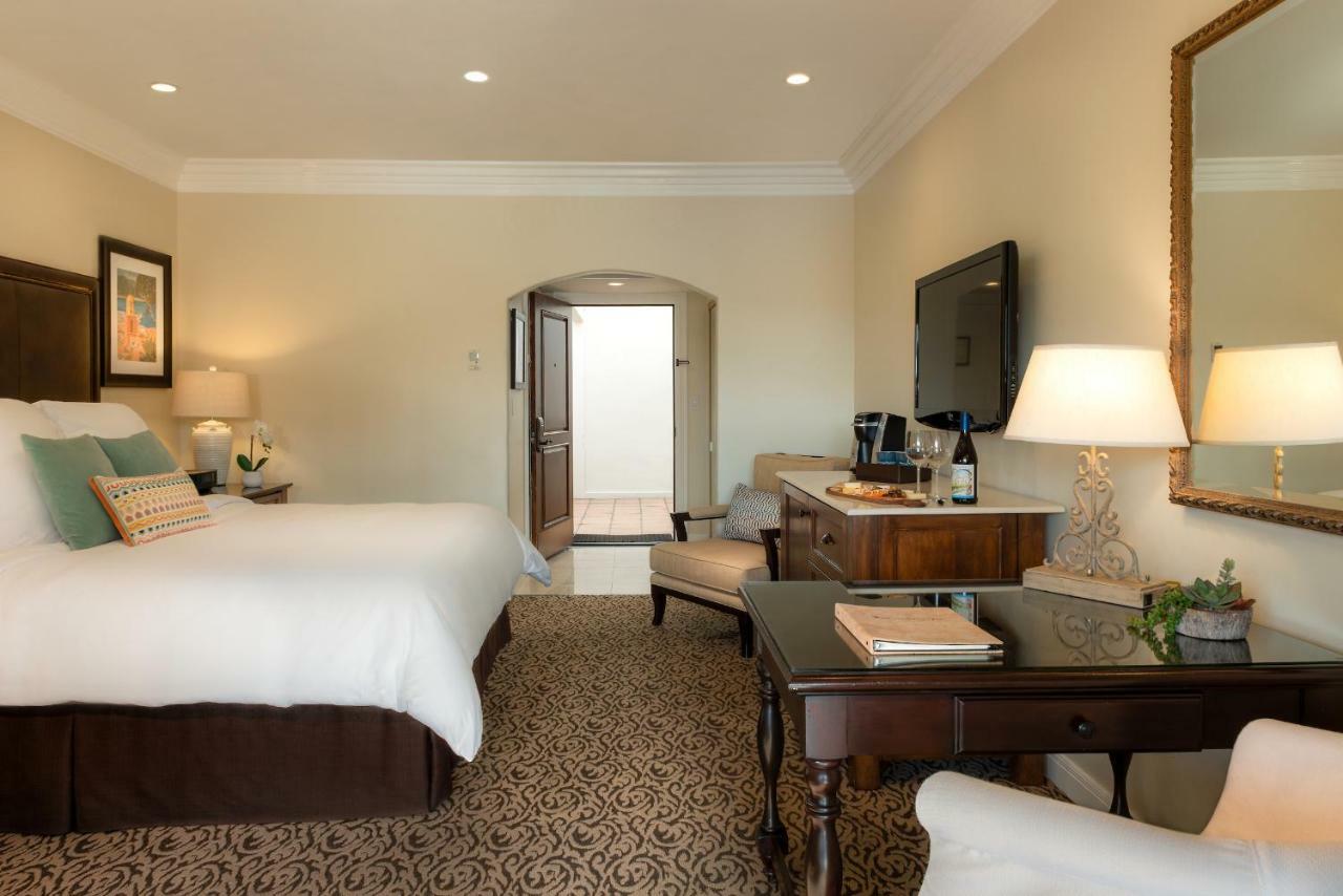 Westlake Village Inn מראה חיצוני תמונה